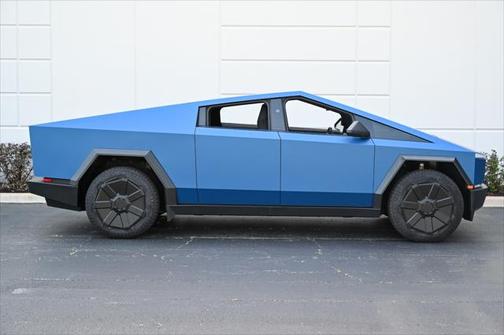 2024 Tesla Cybertruck Cyberbeast