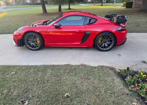 2025 Porsche 718 Cayman GT4 RS