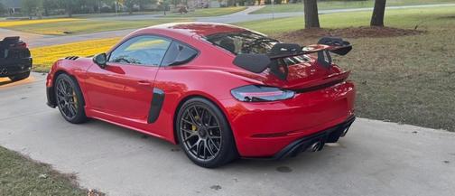 2025 Porsche 718 Cayman GT4 RS