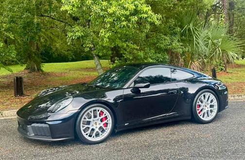 2025 Porsche 911 Carrera GTS