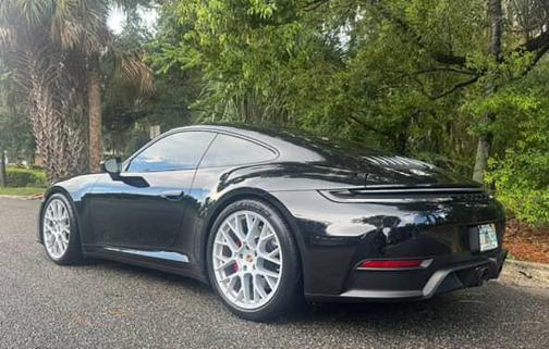 2025 Porsche 911 Carrera GTS