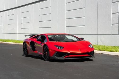 2016 Lamborghini Aventador LP750-4 Superveloce