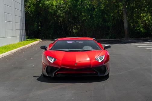 2016 Lamborghini Aventador LP750-4 Superveloce