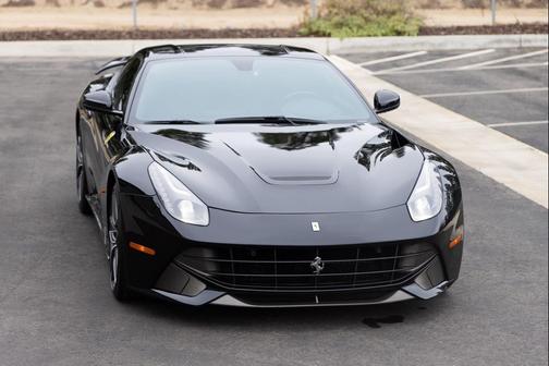 2014 Ferrari F12berlinetta Base