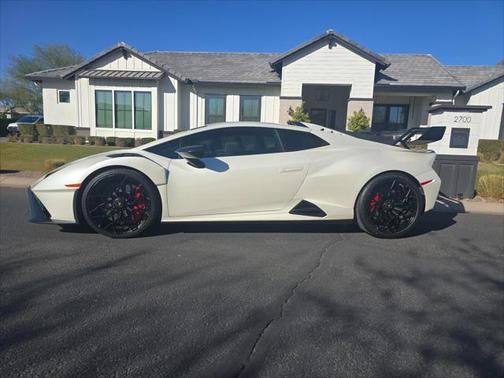 2023 Lamborghini Huracan STO Coupe