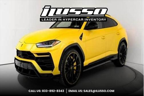2022 Lamborghini Urus Pearl Capsule
