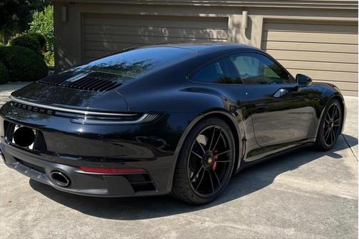 2022 Porsche 911 Carrera GTS