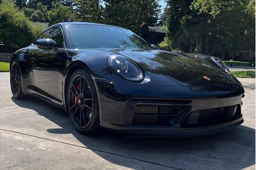 2022 Porsche 911 Carrera GTS