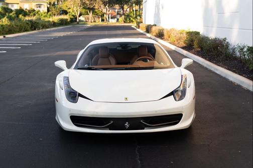 2011 Ferrari 458 Italia Base