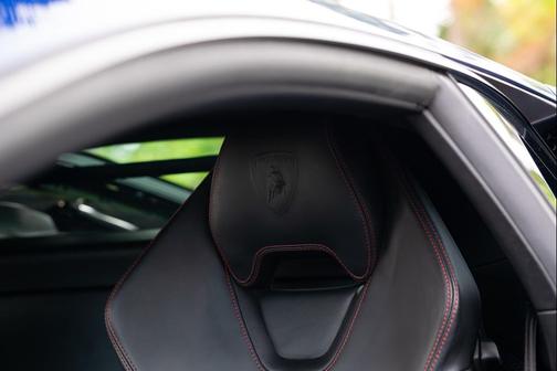 Blu Hera Metallic 2015 Lamborghini Huracan LP610-4