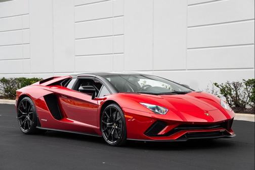 2018 Lamborghini Aventador S LP 740-4 S