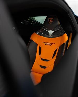 2022 Lamborghini Huracan EVO Coupe RWD