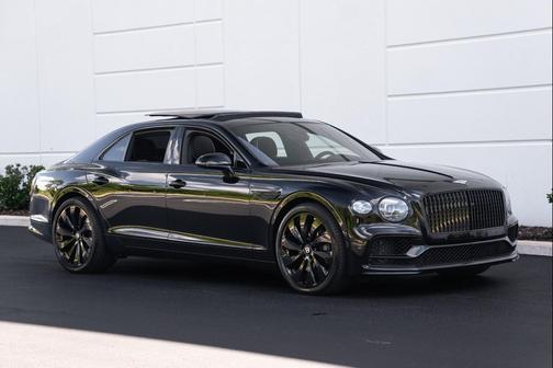 Black 2023 Bentley Flying Spur S V8