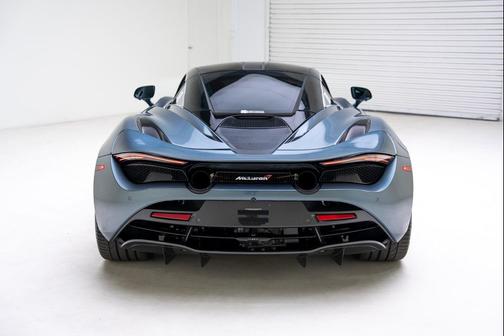2018 McLaren 720S Base