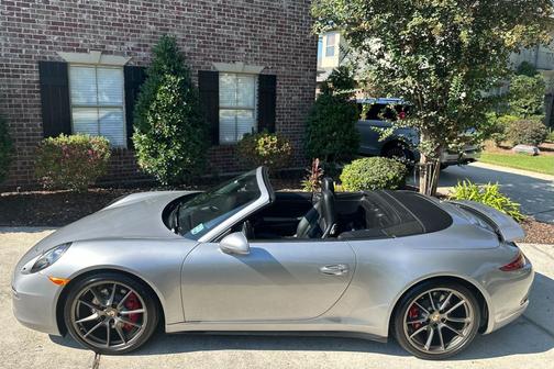 2013 Porsche 911 Carrera 4S Cabriolet