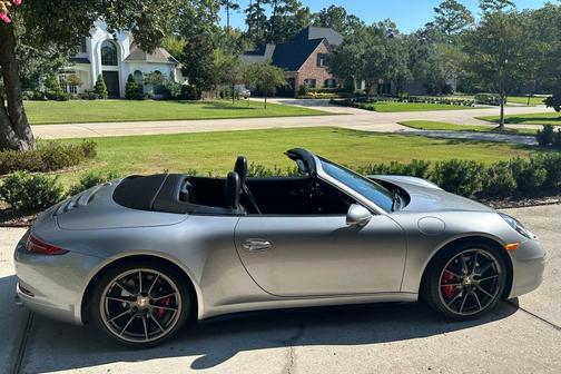 2013 Porsche 911 Carrera 4S Cabriolet
