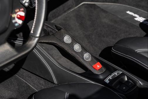 2017 Ferrari 488 Spider Base