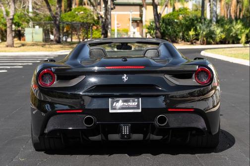 2017 Ferrari 488 Spider Base