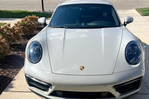 2024 Porsche 911 Carrera 4 GTS