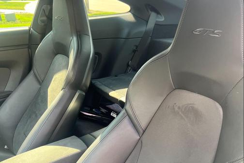 2024 Porsche 911 Carrera 4 GTS