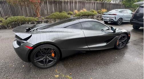 2019 McLaren 720S Base