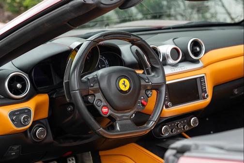 2015 Ferrari California T