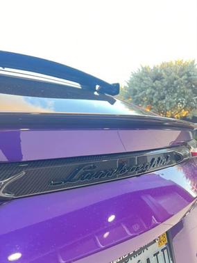 2023 Lamborghini Urus Performante