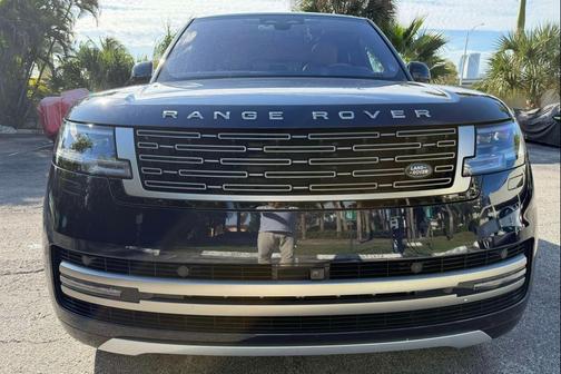 2023 Land Rover Range Rover P400 SE