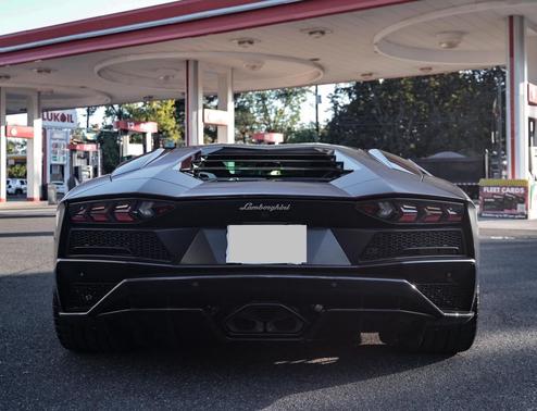 2018 Lamborghini Aventador S Coupe