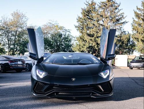2018 Lamborghini Aventador S Coupe