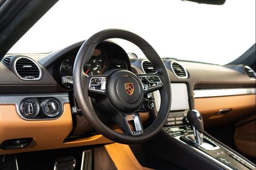 2024 Porsche 718 Cayman GTS 4.0