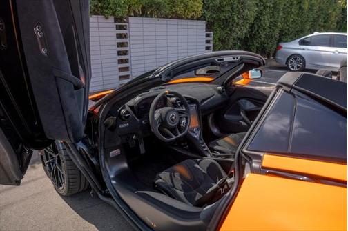2022 McLaren 765LT Spider