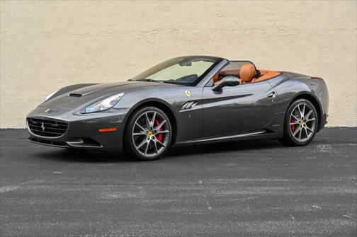 2010 Ferrari California Base