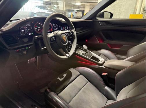 2022 Porsche 911 Carrera GTS