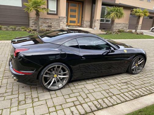 2015 Ferrari California T