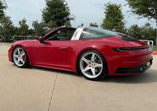 2021 Porsche 911 Targa 4S