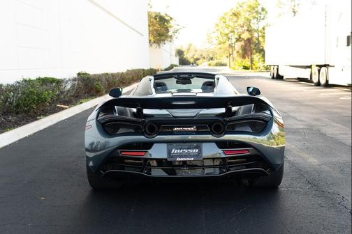 2020 McLaren 720S Base