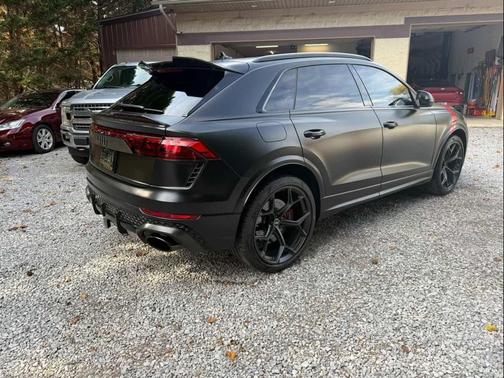 2025 Audi RS Q8 4.0T