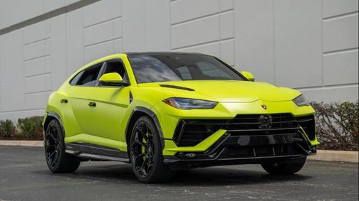 2024 Lamborghini Urus Performante