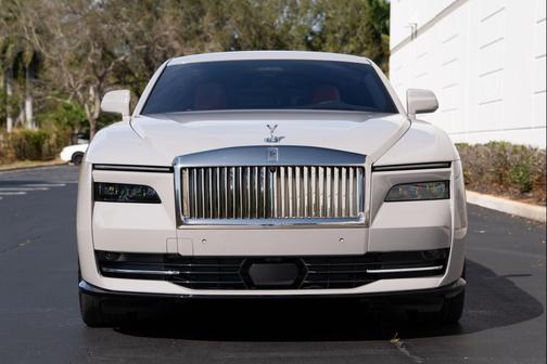 2024 Rolls-Royce Spectre Coupe