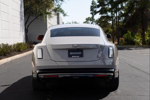 2024 Rolls-Royce Spectre Coupe