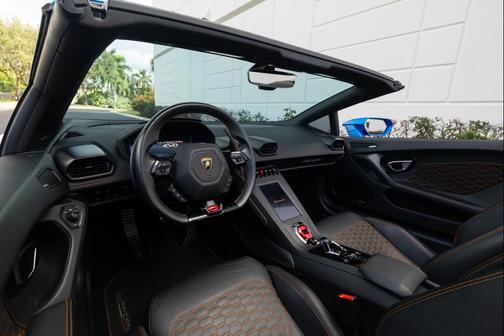 2023 Lamborghini Huracan EVO Spyder RWD