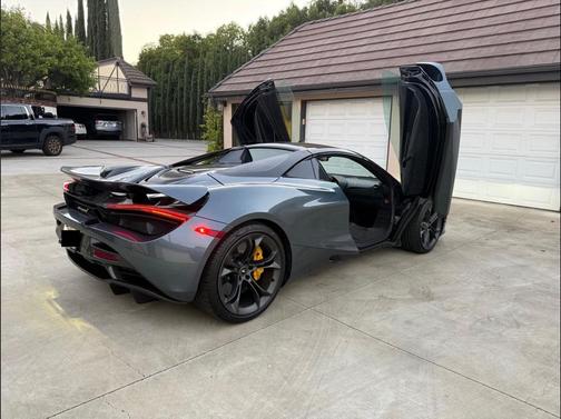 2020 McLaren 720S Performance