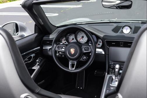 2019 Porsche 911 Turbo