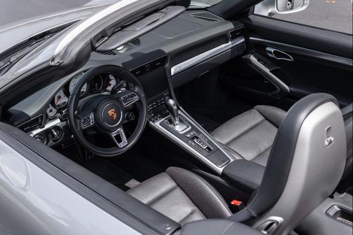 2019 Porsche 911 Turbo