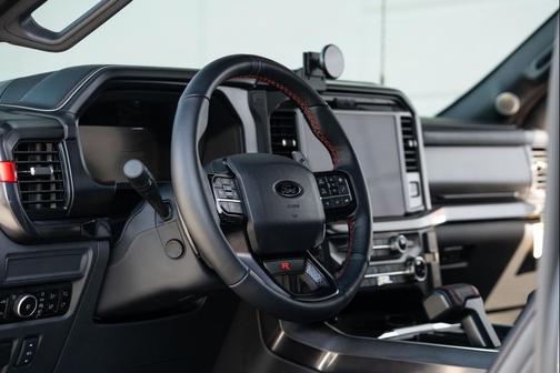 2025 Ford F-150 Raptor R