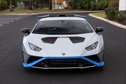 2023 Lamborghini Huracan STO Coupe