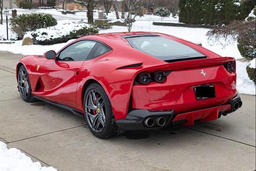 2020 Ferrari 812 Superfast Base