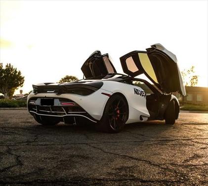 2018 McLaren 720S Base