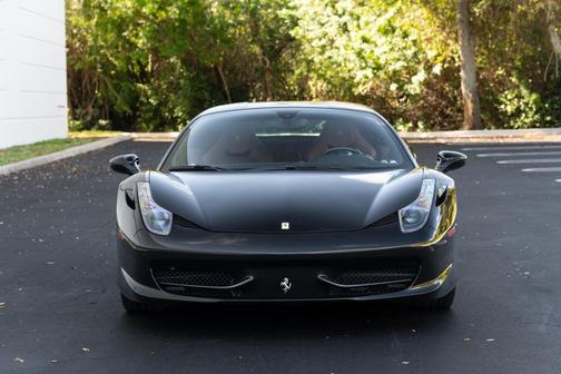 2013 Ferrari 458 Italia Base
